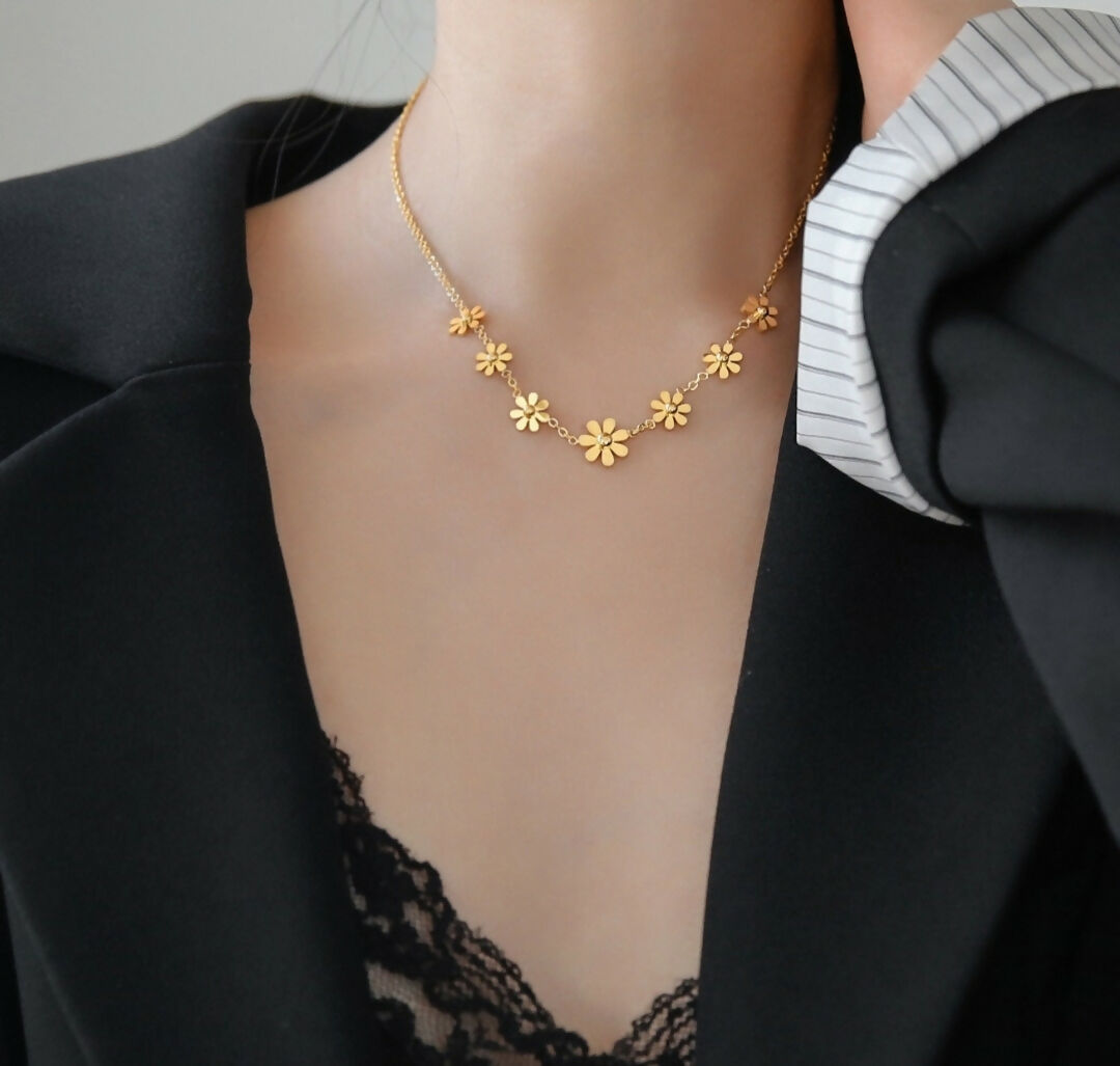 Flower Stainless Steel Necklace-284 | Women Jewelry | Necklaces & Pendants | Brand New