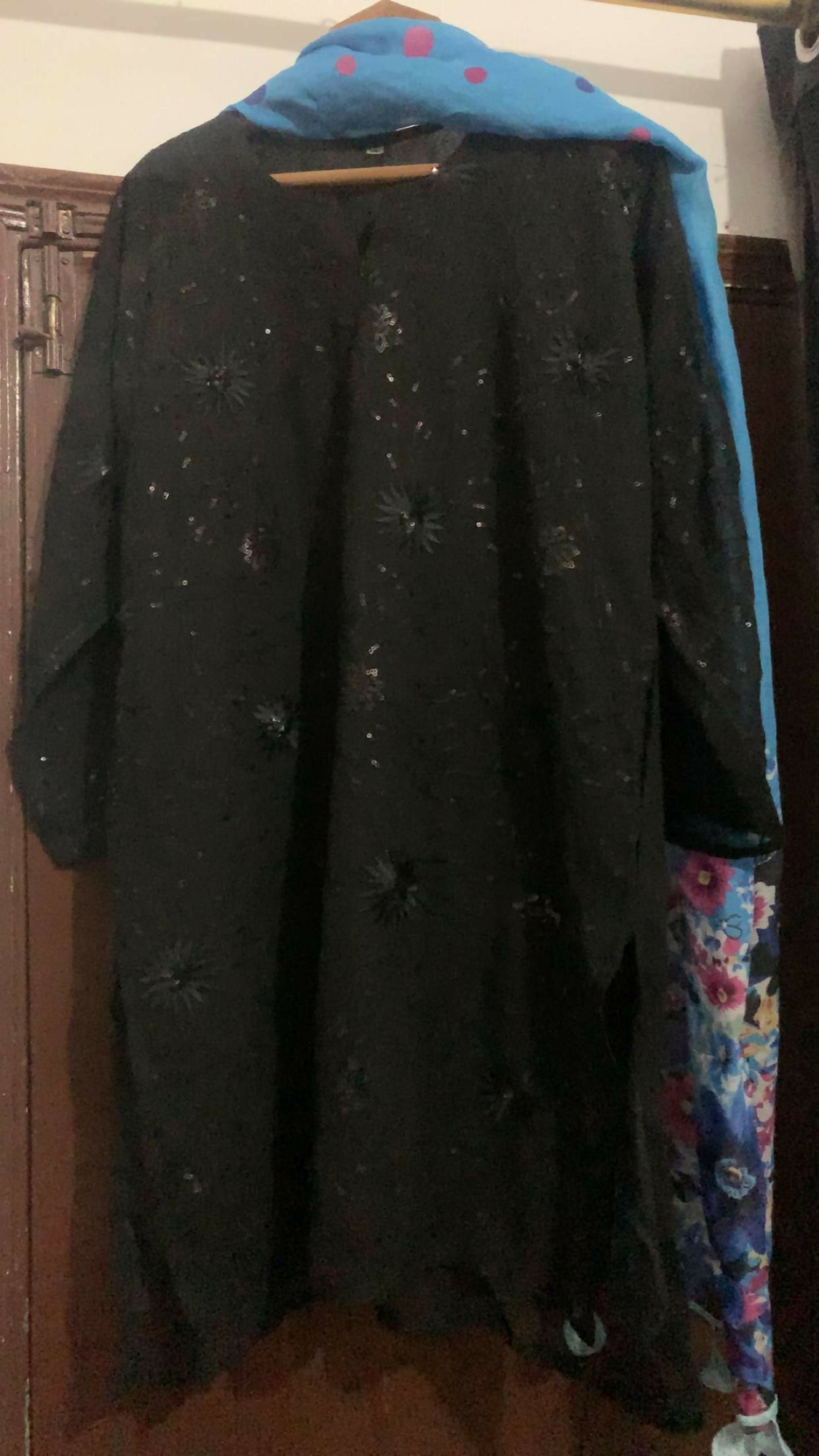 2 PC Black Dress | Women Locally Made Kurta | Medium | Preloved