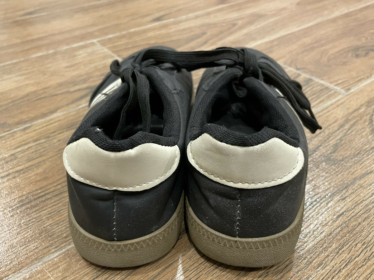 Black Casual Sneakers | Women Shoes | Sports | Size:38 | Preloved