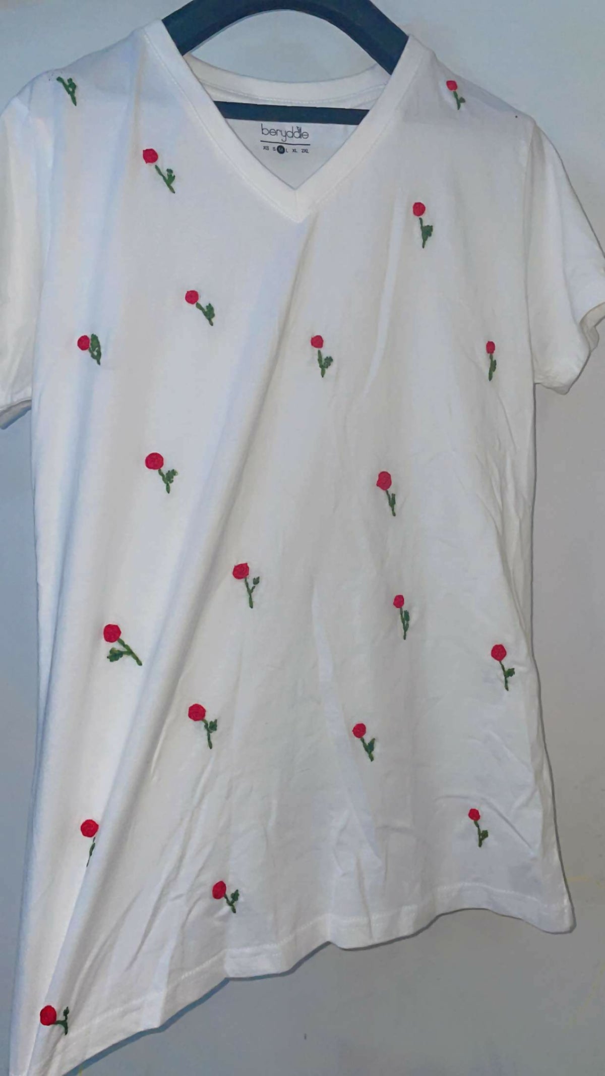 Embroidered T-Shirt | Women Tops & Shirts | White | Medium | New
