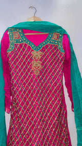 Pink Heavy Formals | Women Locally Made Formals | Small | Preloved