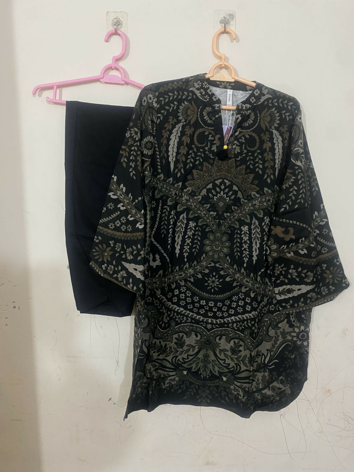 Ethnc | Women Branded Kurta | Black | Large | Brand New