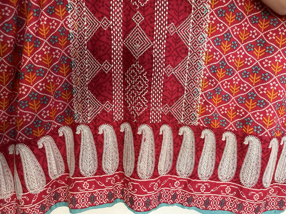 Red Embroidered Shirt | Women Locally Made Kurta | Small | Preloved