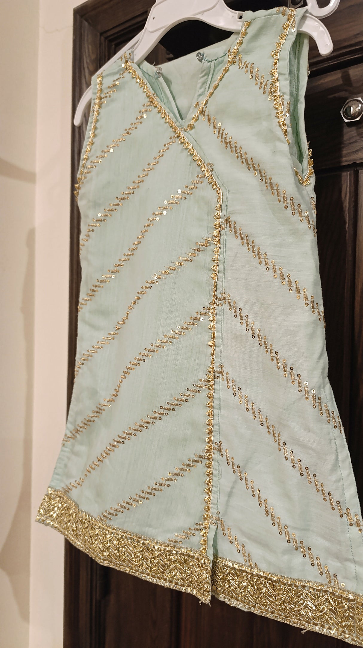 2 Pcs Girls Suit | Girls Skirts & Dresses | Size: 3 to 4 Yrs | Preloved