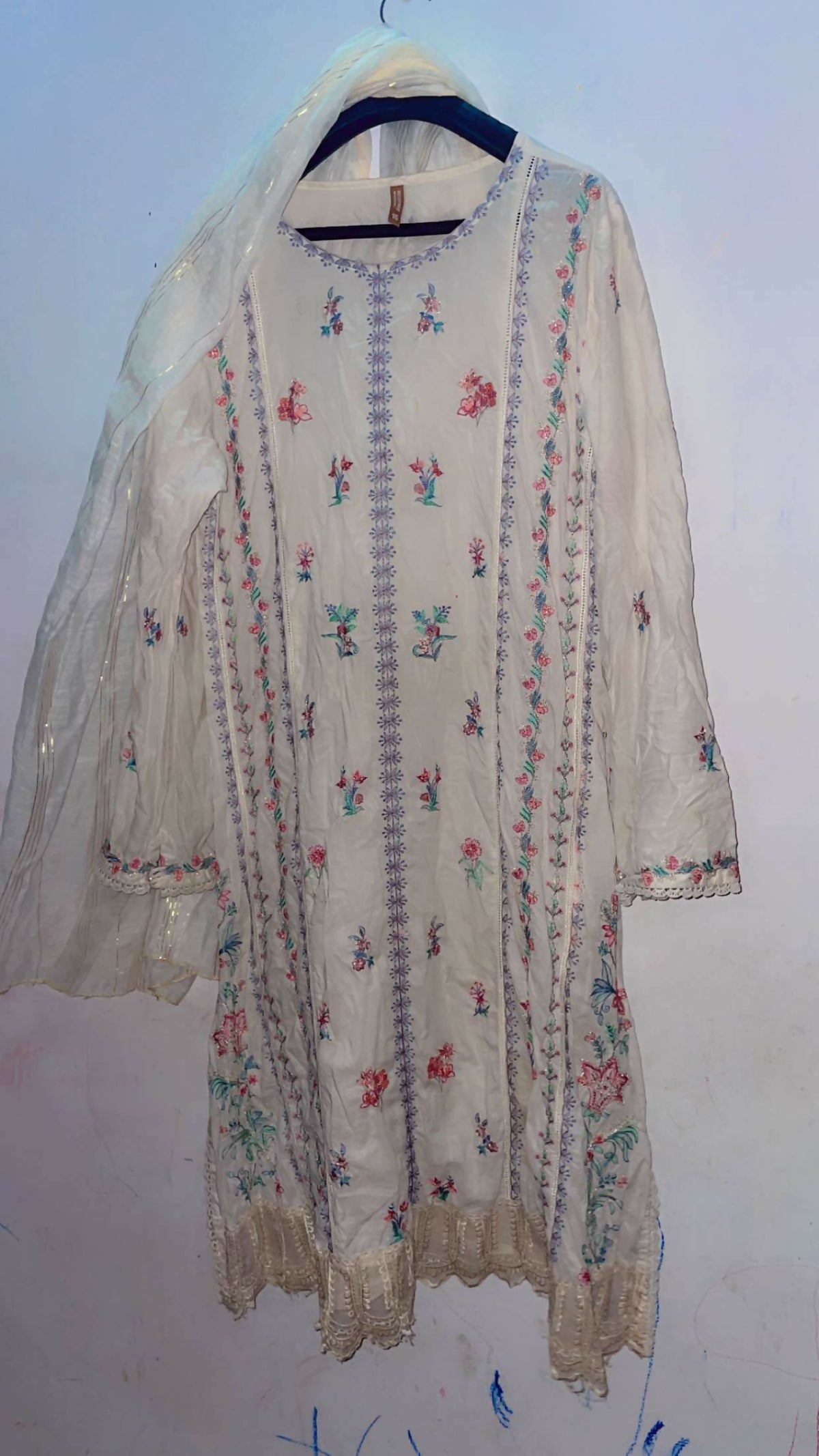 Beechtree | Women Branded Kurta | Size: 16 | White | Preloved