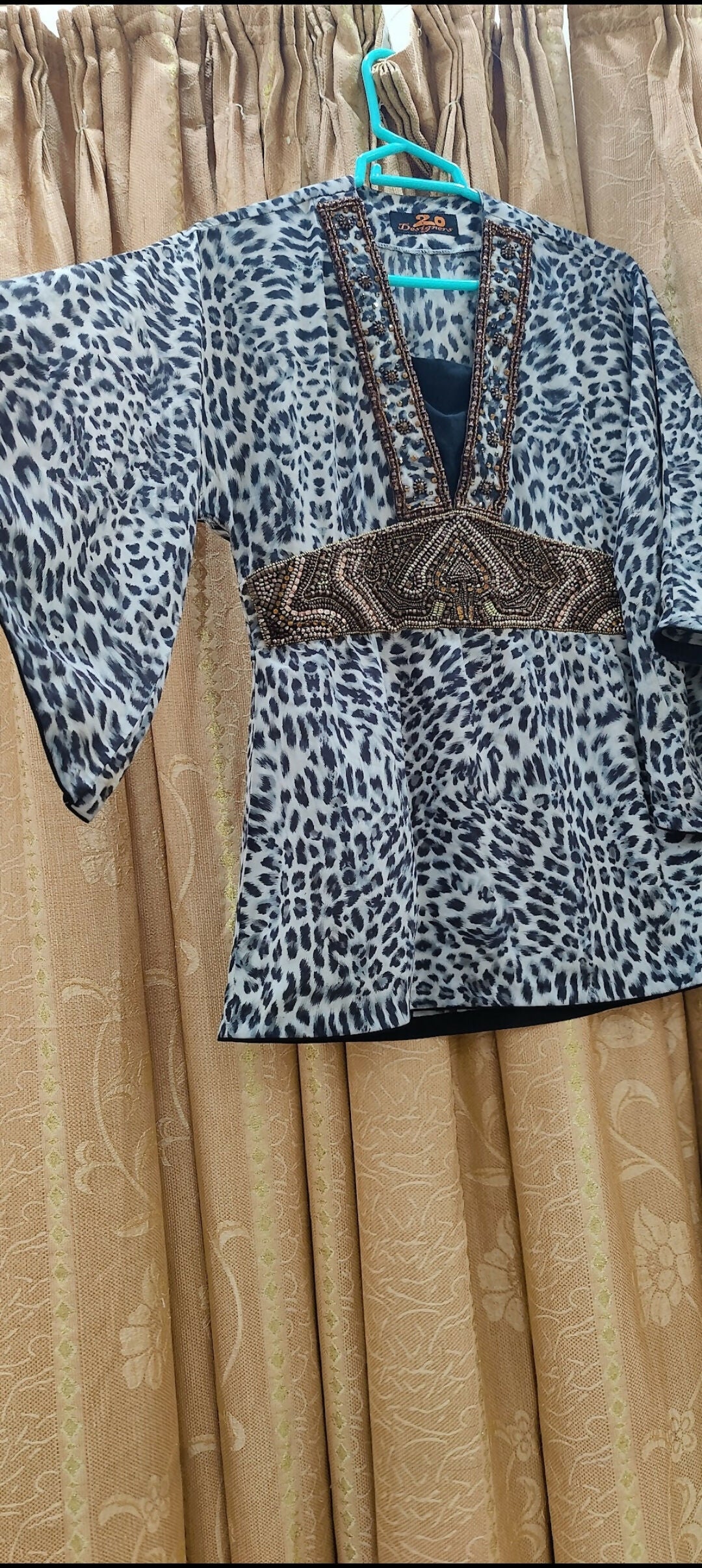 Black Top | Women Tops & Shirts | Medium | Worn Once