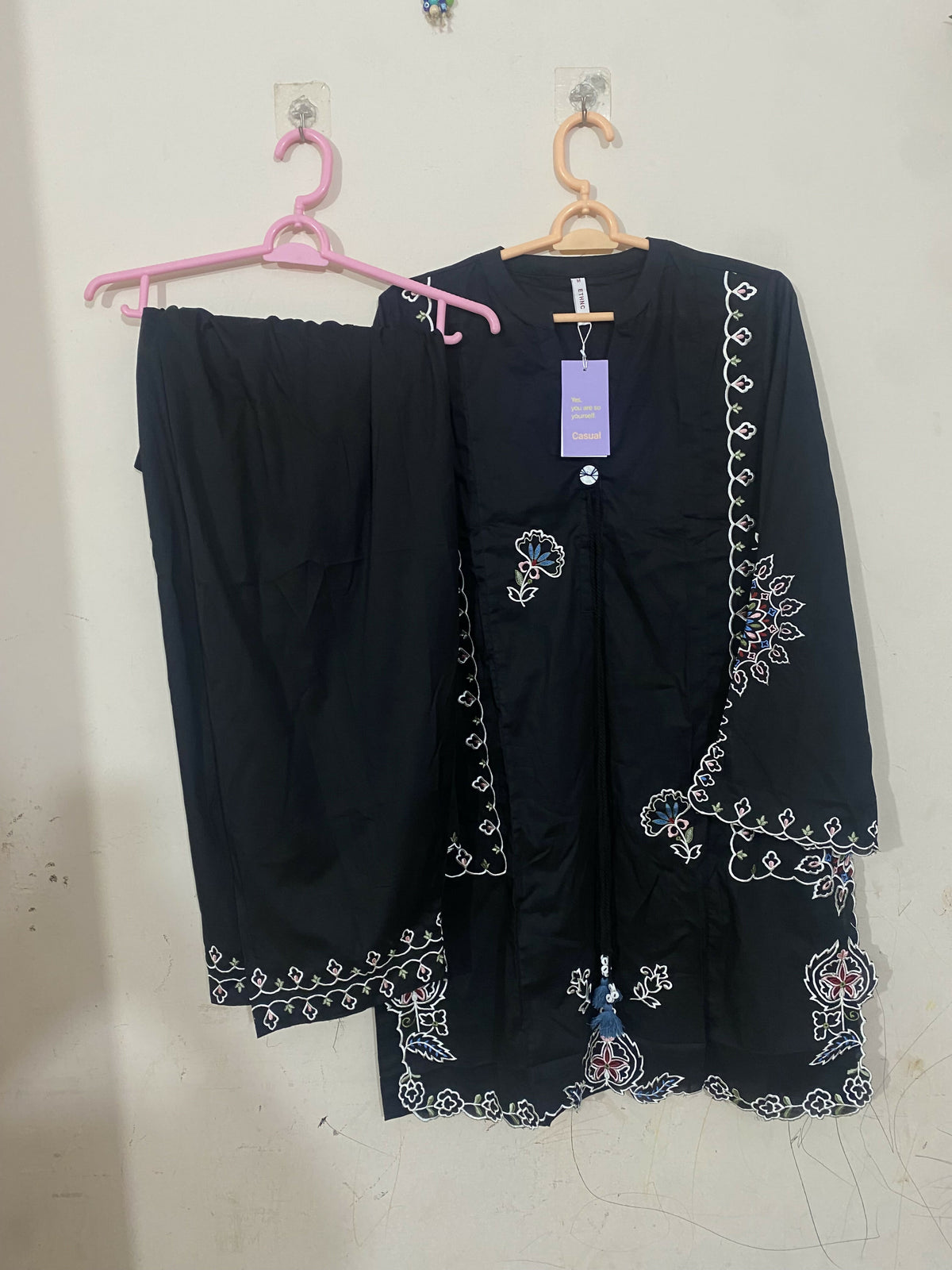 Ethnc | Women Branded Kurta | Black | Medium | Brand New