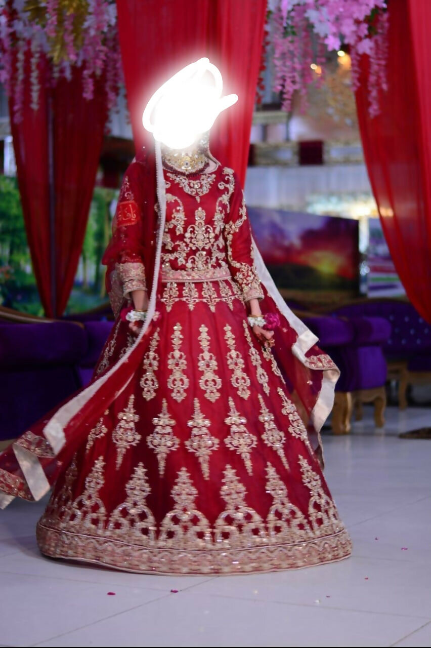 Red Bridal Lehnga Choli | Women Bridals | Baraat | Medium | Worn Once