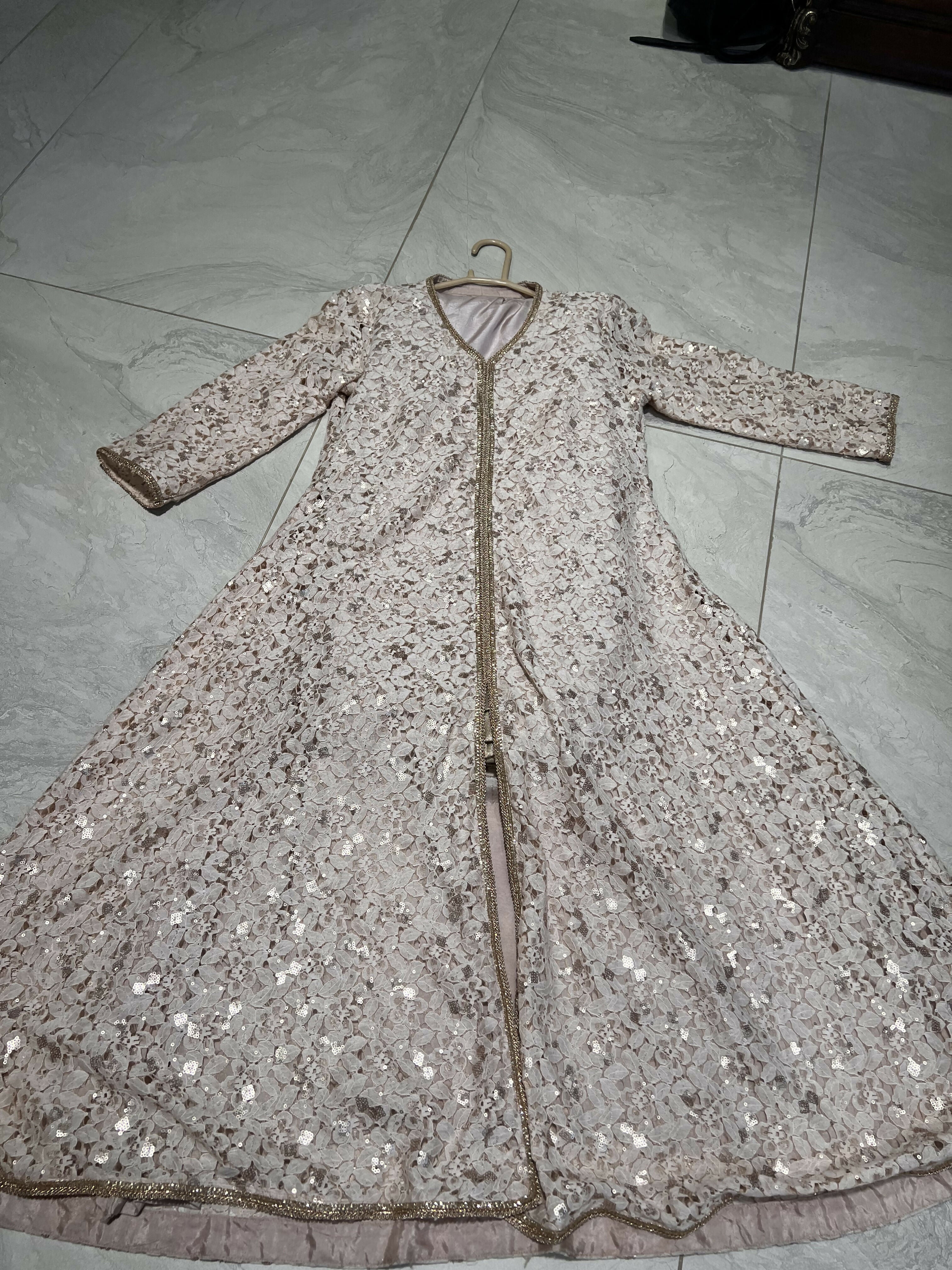 Formal Party wear Suit | Women Locally Made Formals | Medium | Preloved