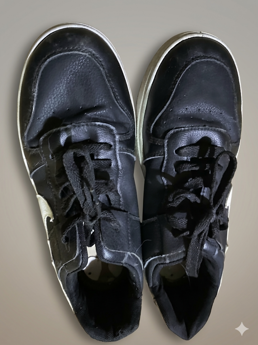 Black & White Shoes | Men Accessories & Footwear | Size: 40 | Preloved