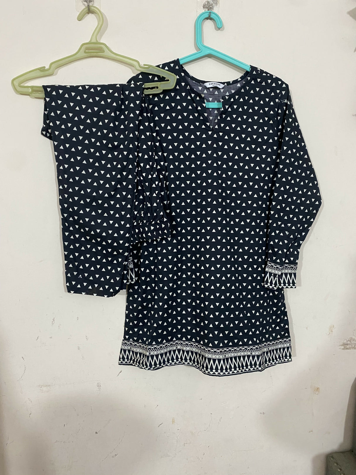 Sapphire 2 Pcs | Women Branded Kurta | Small | Preloved