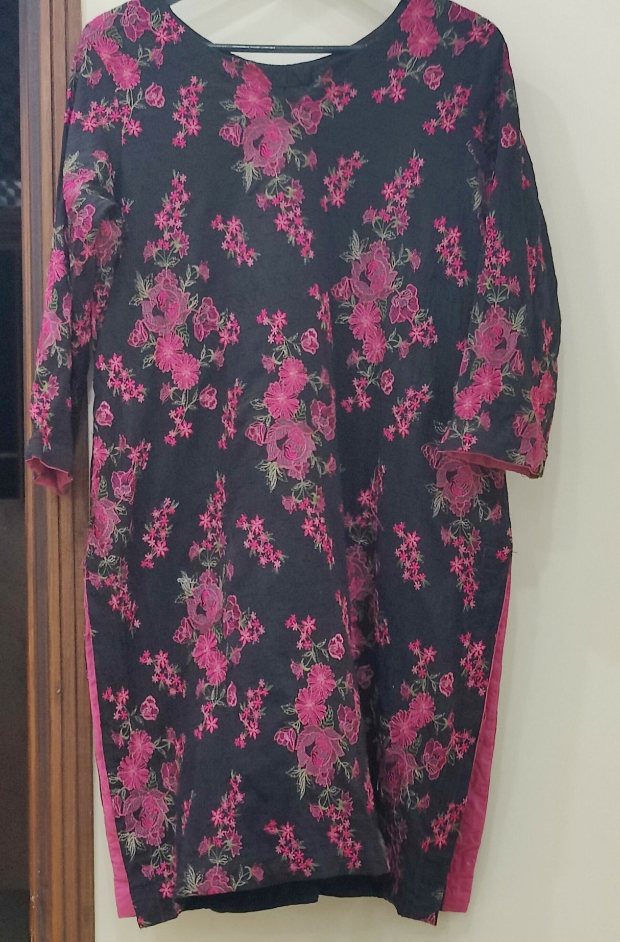 Bonanza Satrangi | Women Branded Kurta | Medium | Preloved