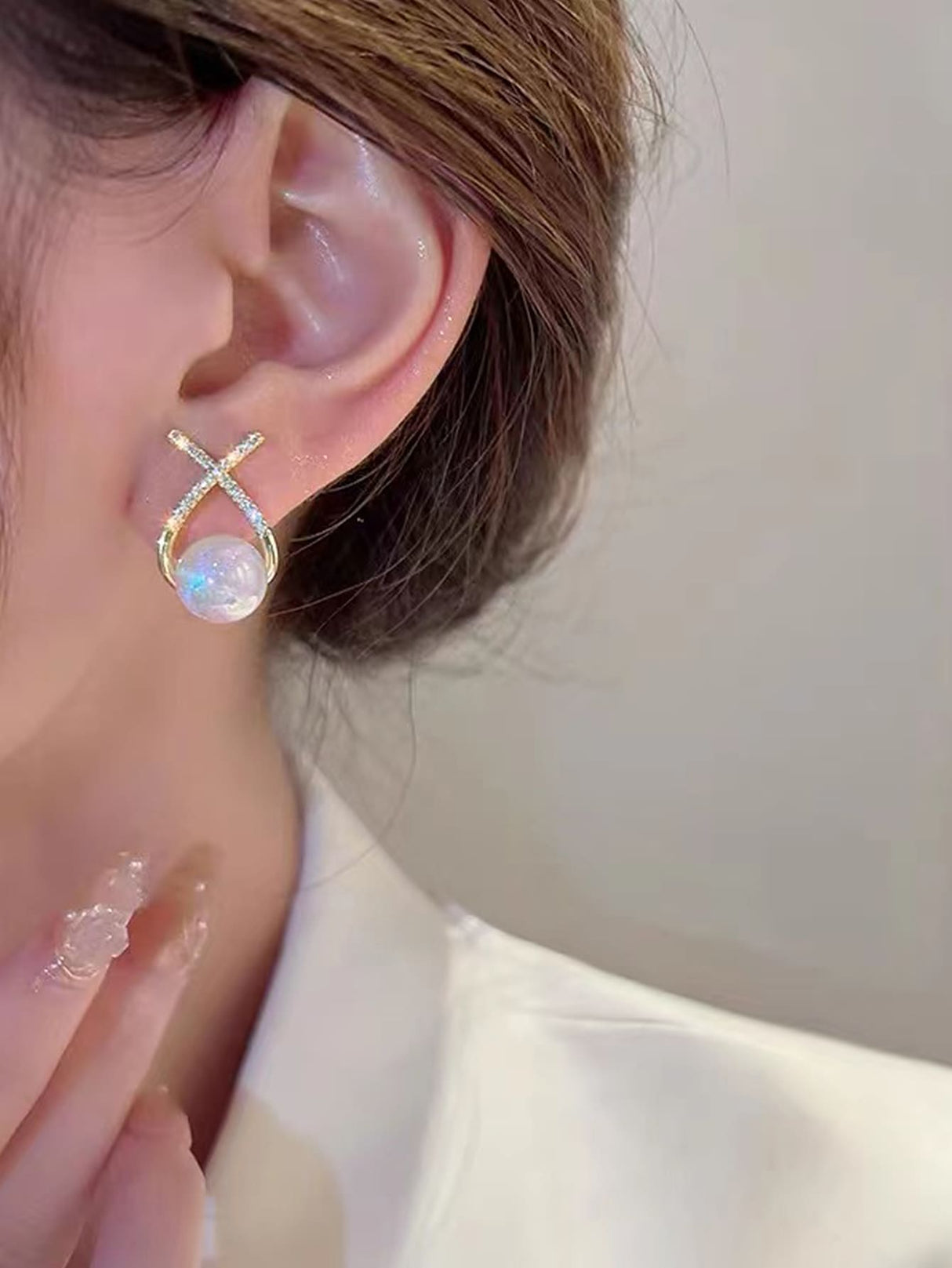 Buy SHEIN Rhinestone & Faux Pearl Decor Stud Earrings in Pakistan