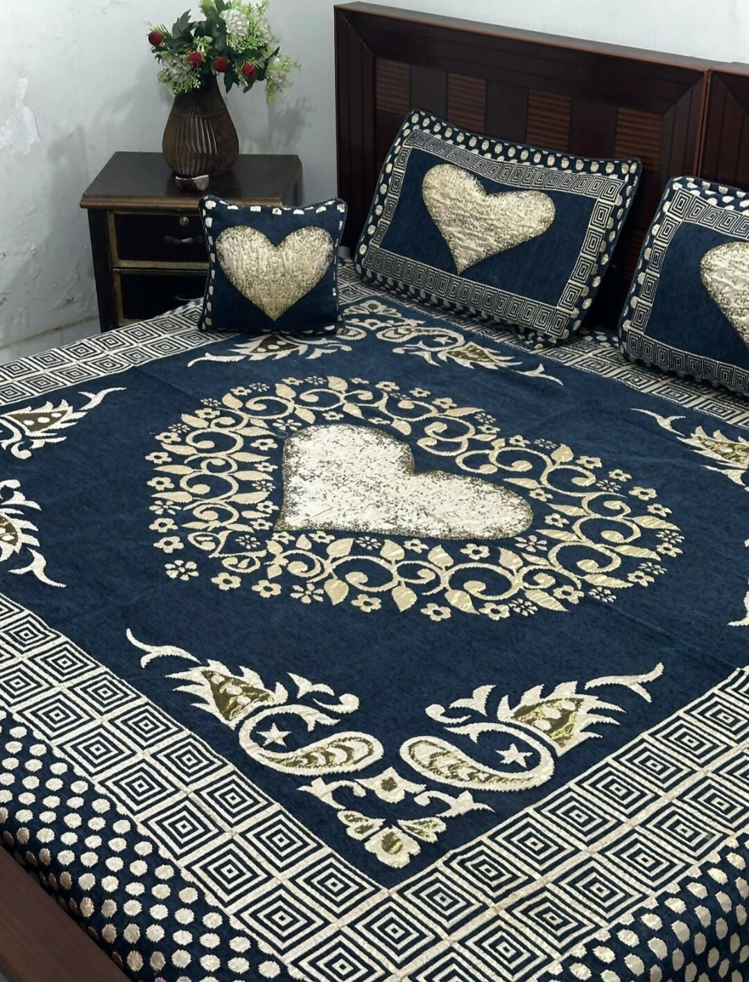 4 PC Velvet Jacquard Bedsheets | Home decor & accessories | King size | Brand New