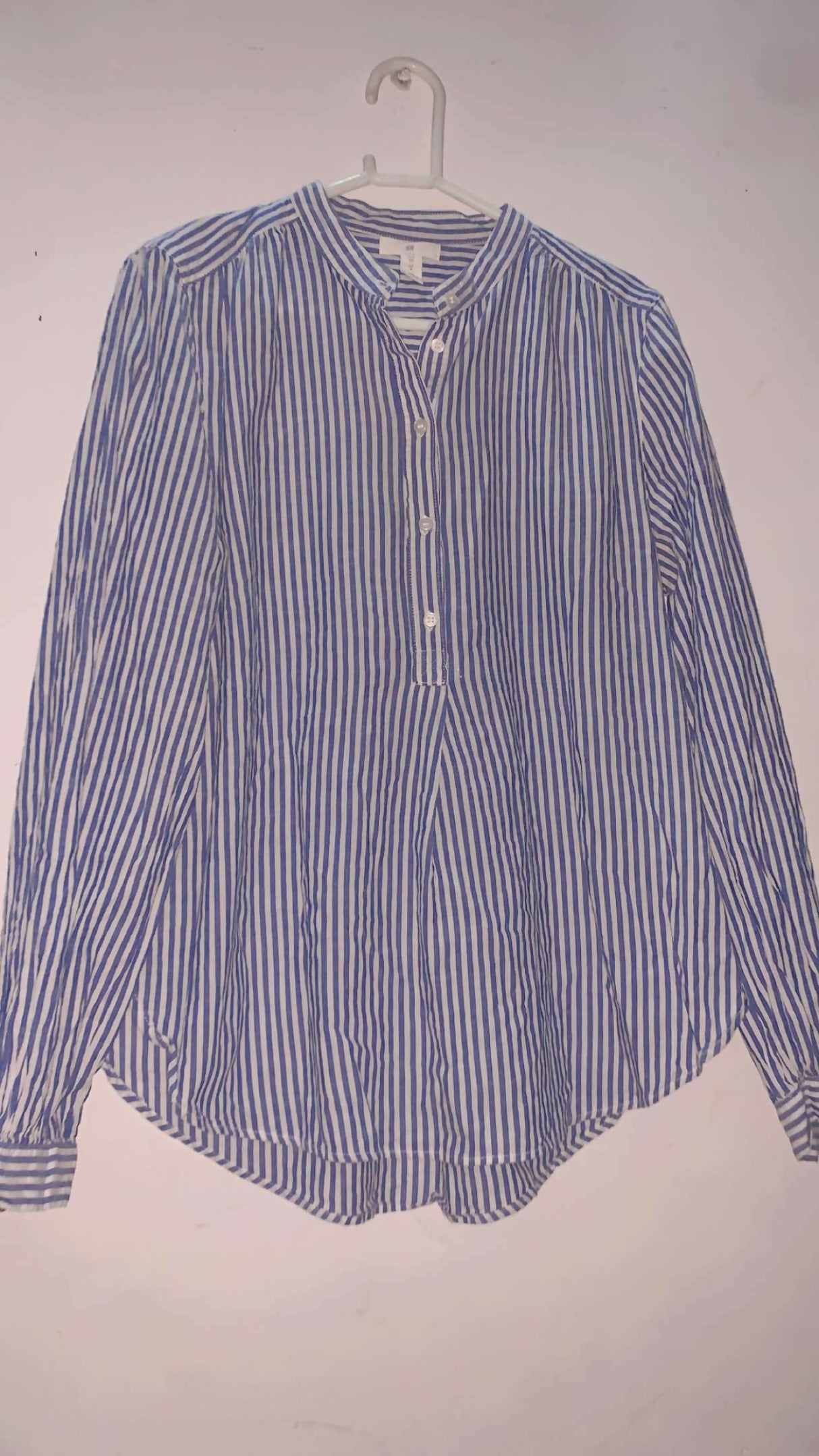 H & M | Women Tops & Shirts | Small | Preloved