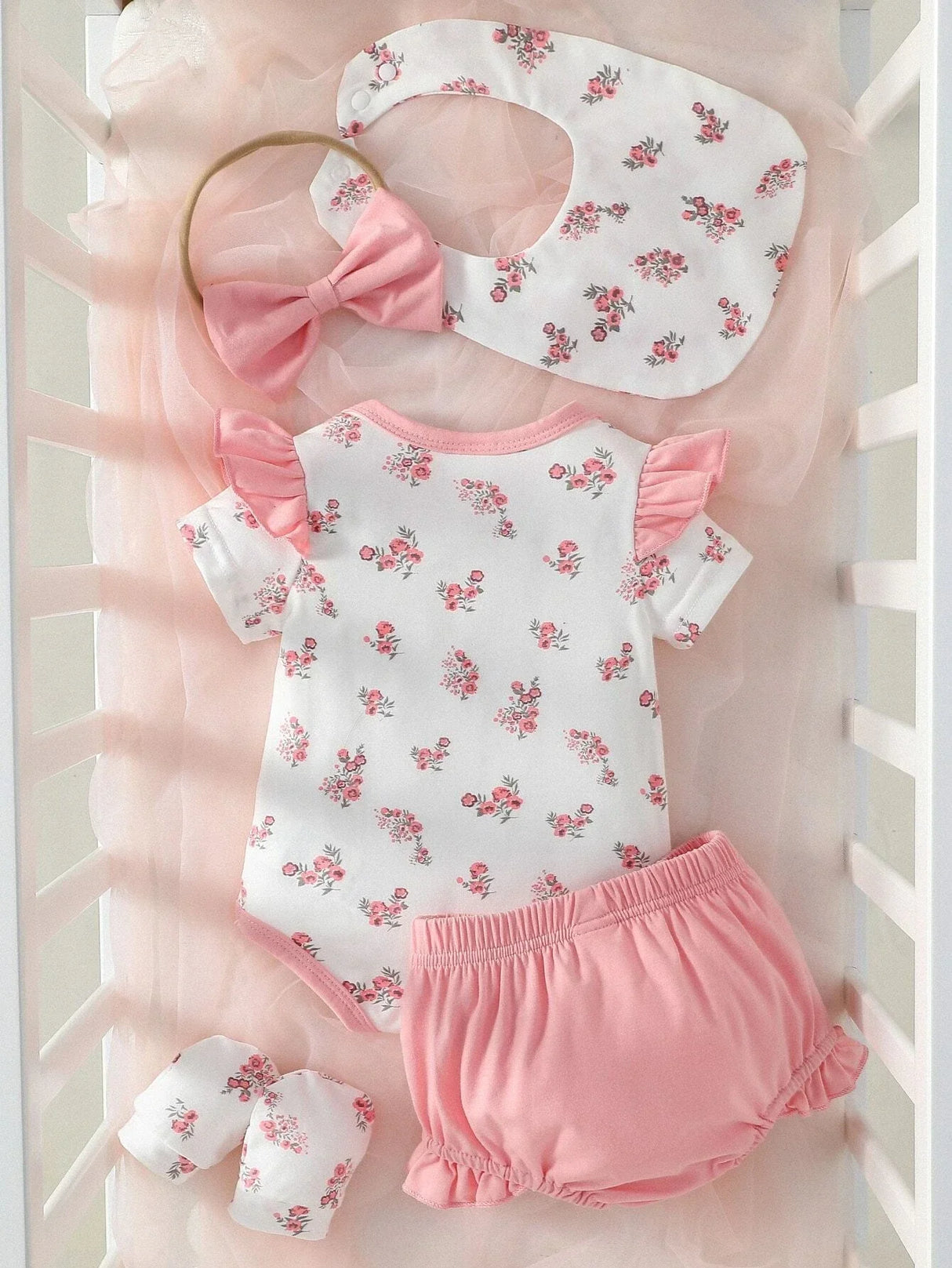 Buy SHEIN Baby Girl Floral Print Ruffle Trim Bodysuit & Shorts & Accessory Headband & Bib & Gloves in Pakistan