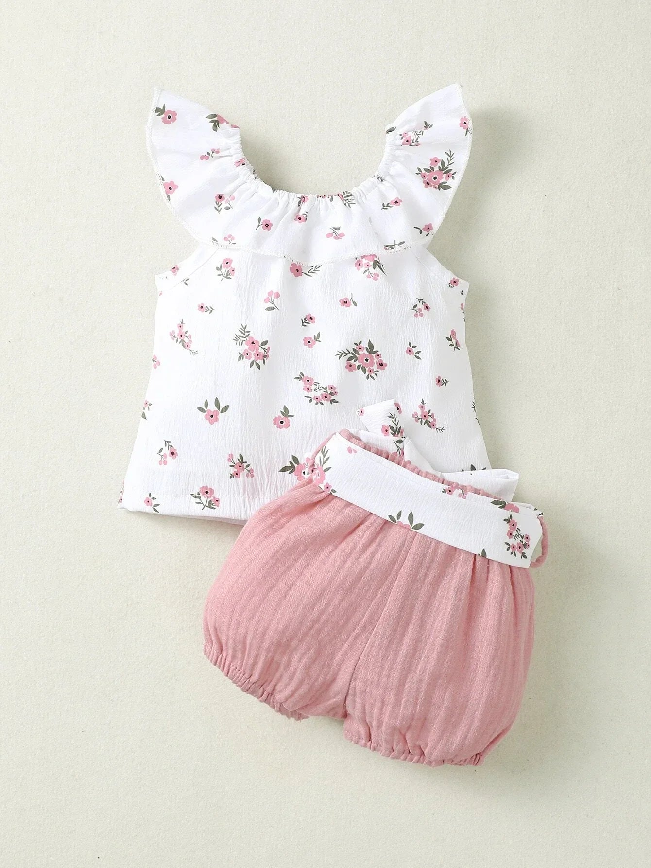 Buy SHEIN Baby Girl Newborn Ditsy Floral Print Ruffle Trim Top & Shorts in Pakistan