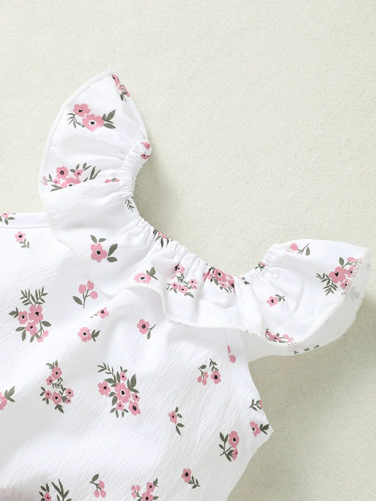 Buy SHEIN Baby Girl Newborn Ditsy Floral Print Ruffle Trim Top & Shorts in Pakistan