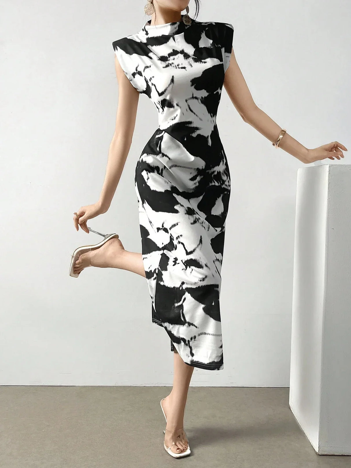 Buy SHEIN Modely Women's Tie-Dye Stand Collar Short Sleeve Dress With Pleats, Slim Fit And Elegant For Summer in Pakistan
