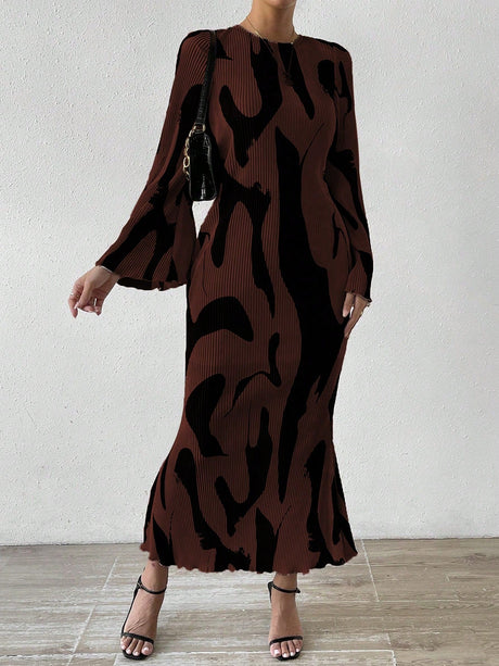 Buy SHEIN Priv̩ Women's Full Printed Bell Sleeve Dress in Pakistan