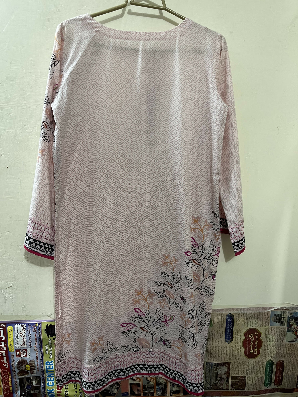 Nishat | Baby Pink Lawn Kurta | Women Branded Kurta | Medium | Preloved