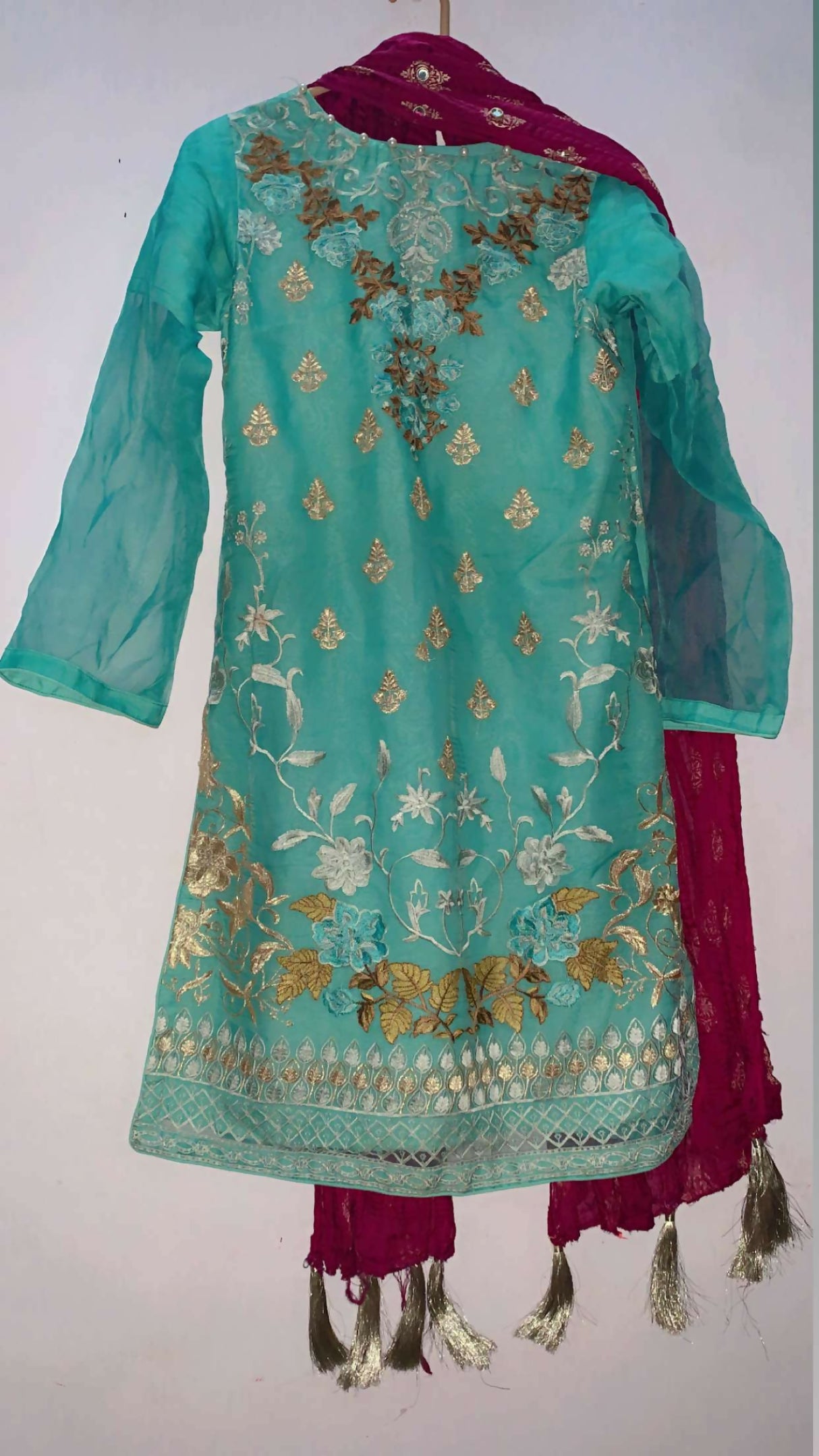 Embroided 2Pcs | Women Locally Made Formals | Medium | Preloved