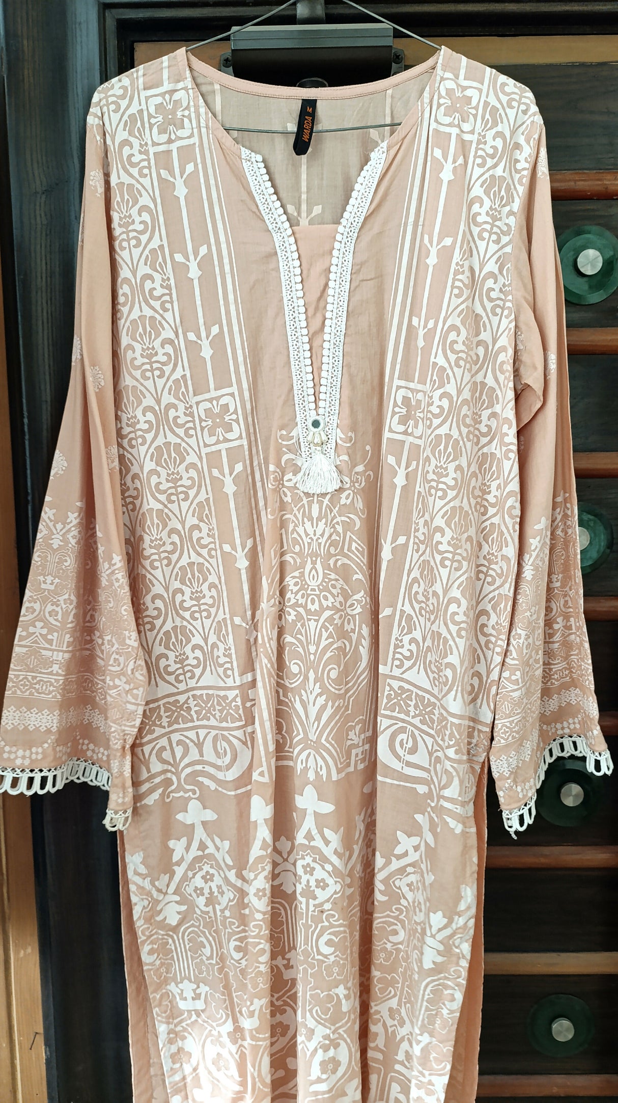 Warda | Women Branded Kurta | Medium | Preloved