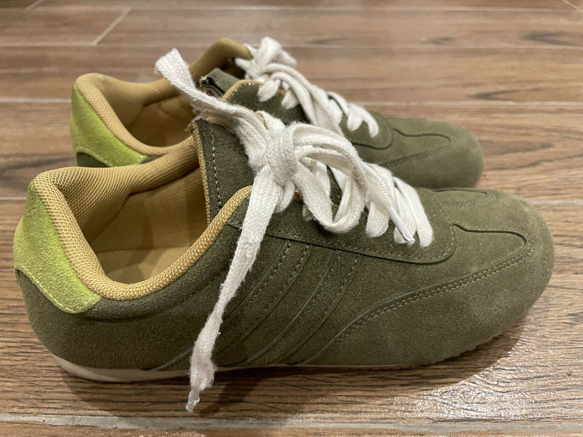 Insignia | Kids | Girls Shoes | Green | Size: 37 | Worn Once