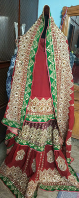 Heavy Embroidered Bridal Lehnga | Women Bridals | Medium | Preloved