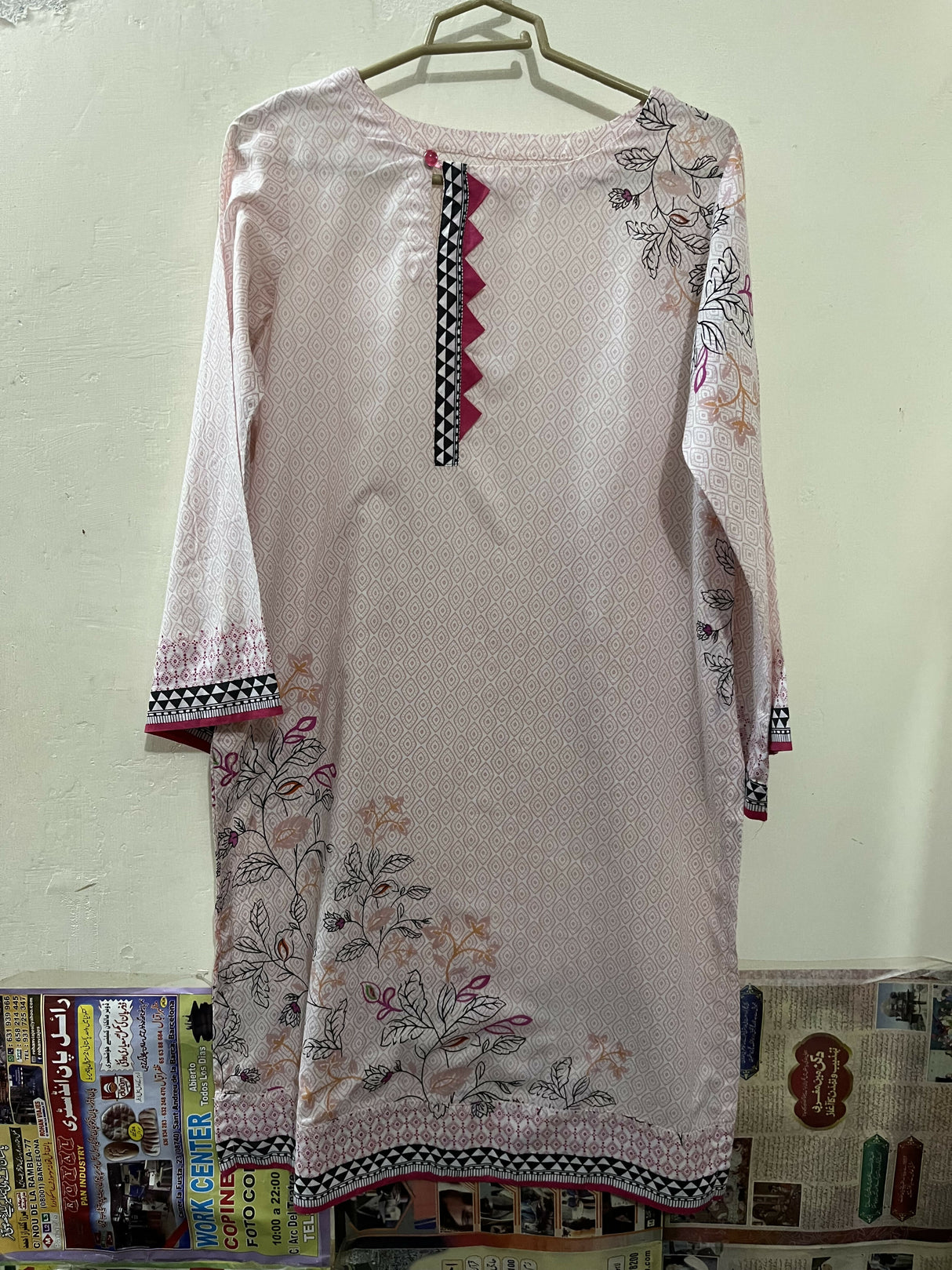 Nishat | Baby Pink Lawn Kurta | Women Branded Kurta | Medium | Preloved