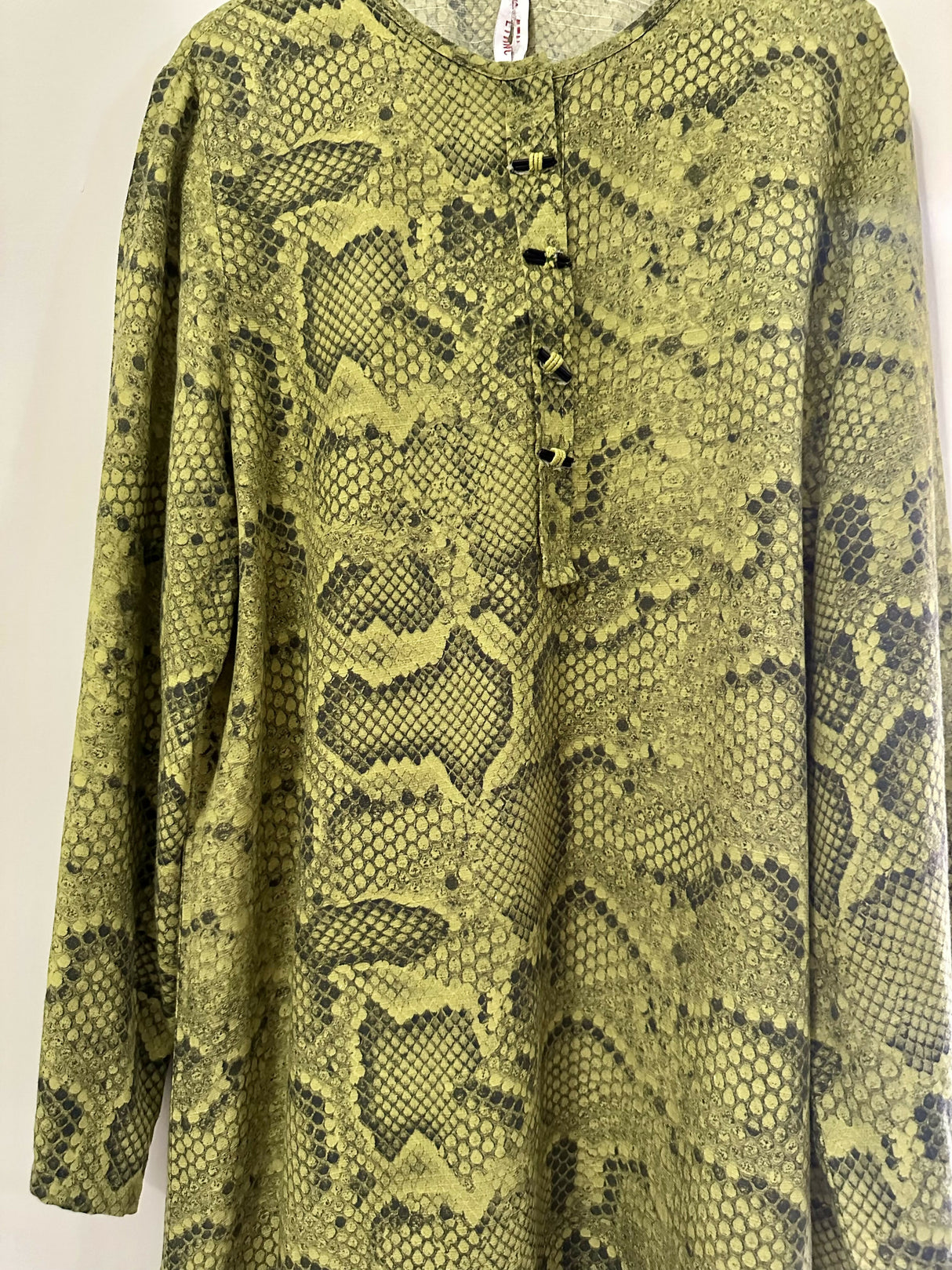Ethnc | Women Branded Kurta | Small | Green | Worn Once