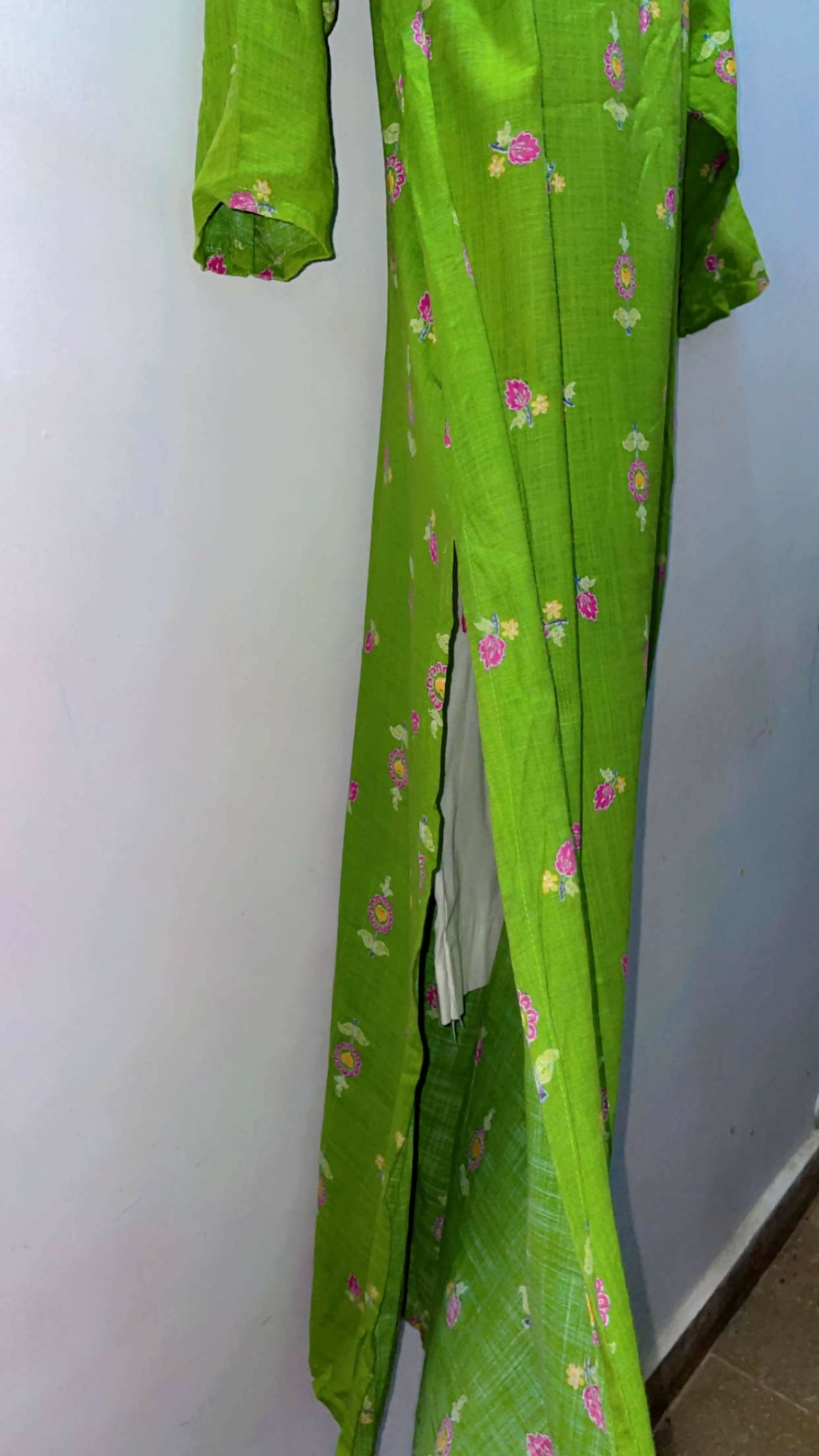 Generation | Women Branded Kurta | Medium | Preloved