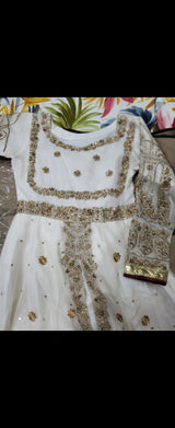 Bridal Maxi | Women Bridals | Medium | Worn Once