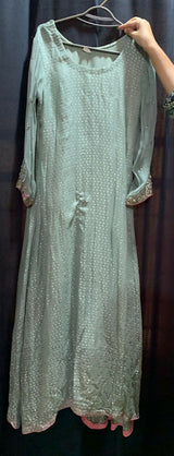 Elegant Beautiful Bridal Maxi | Women Bridals | Small | Worn Once