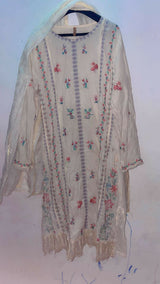 Beechtree | Women Branded Kurta | Size: 16 | White | Preloved