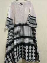 Nishat Linen | Women Branded Kurta | Small | Preloved