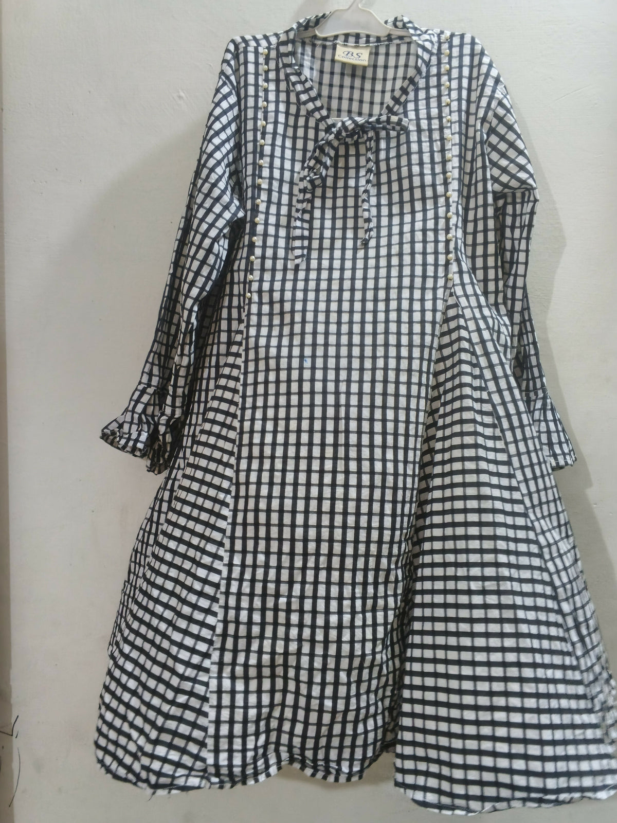 Black & White Frock | Women Frocks & Maxis | Medium | Preloved