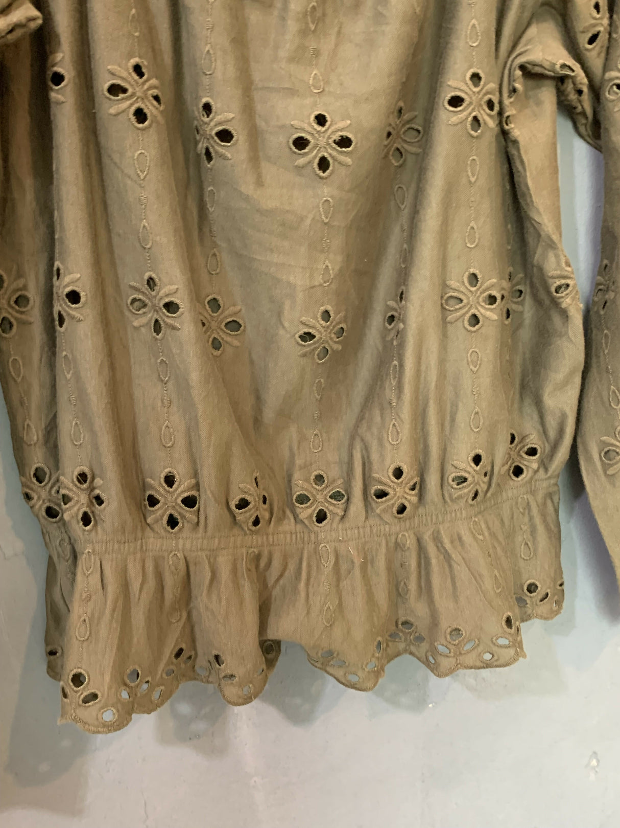 H&M | Women Tops & Shirts | Medium to Large | Green | Preloved