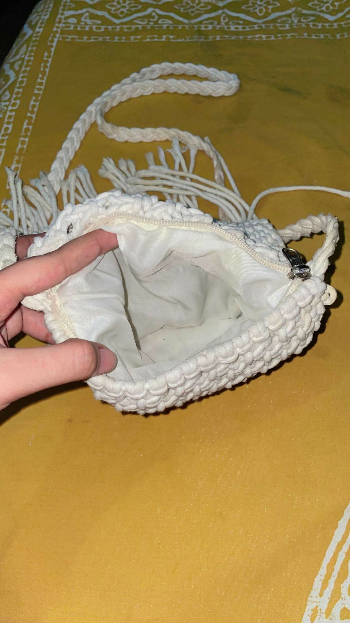 Off White Bag | Women Bags | Crossbody Bags | Medium | Preloved