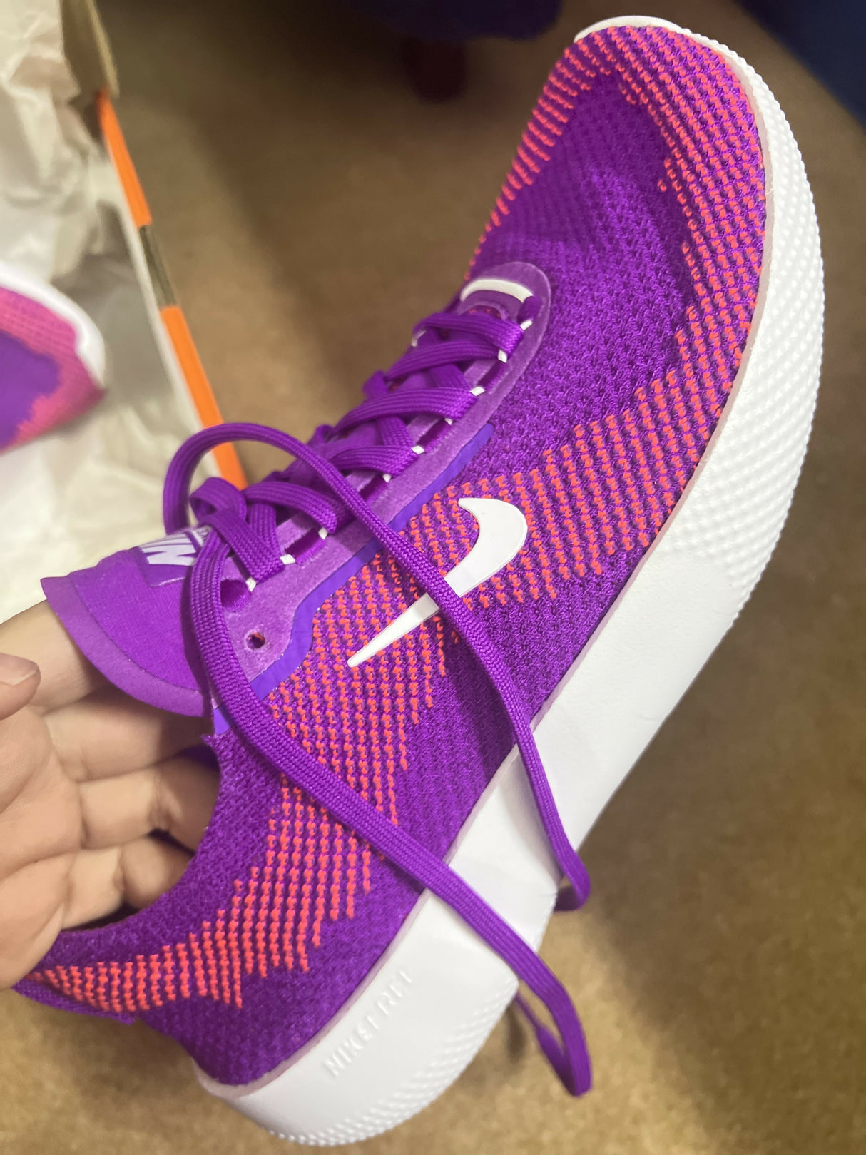 Nike | Women Shoes | Sports Shoes & Joggers | Size : 6 | Brand New