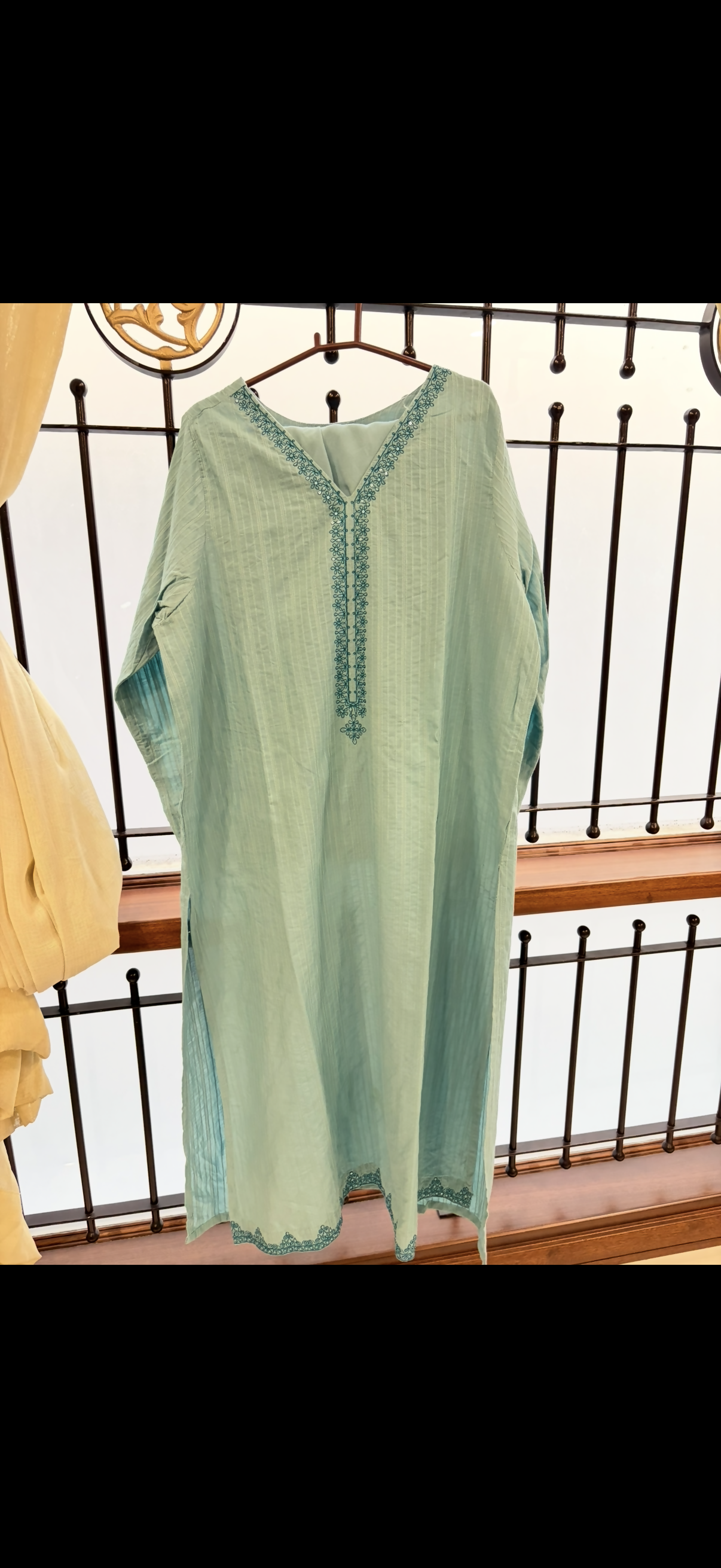 Saya Suit | Women Branded Kurta | Large | Preloved