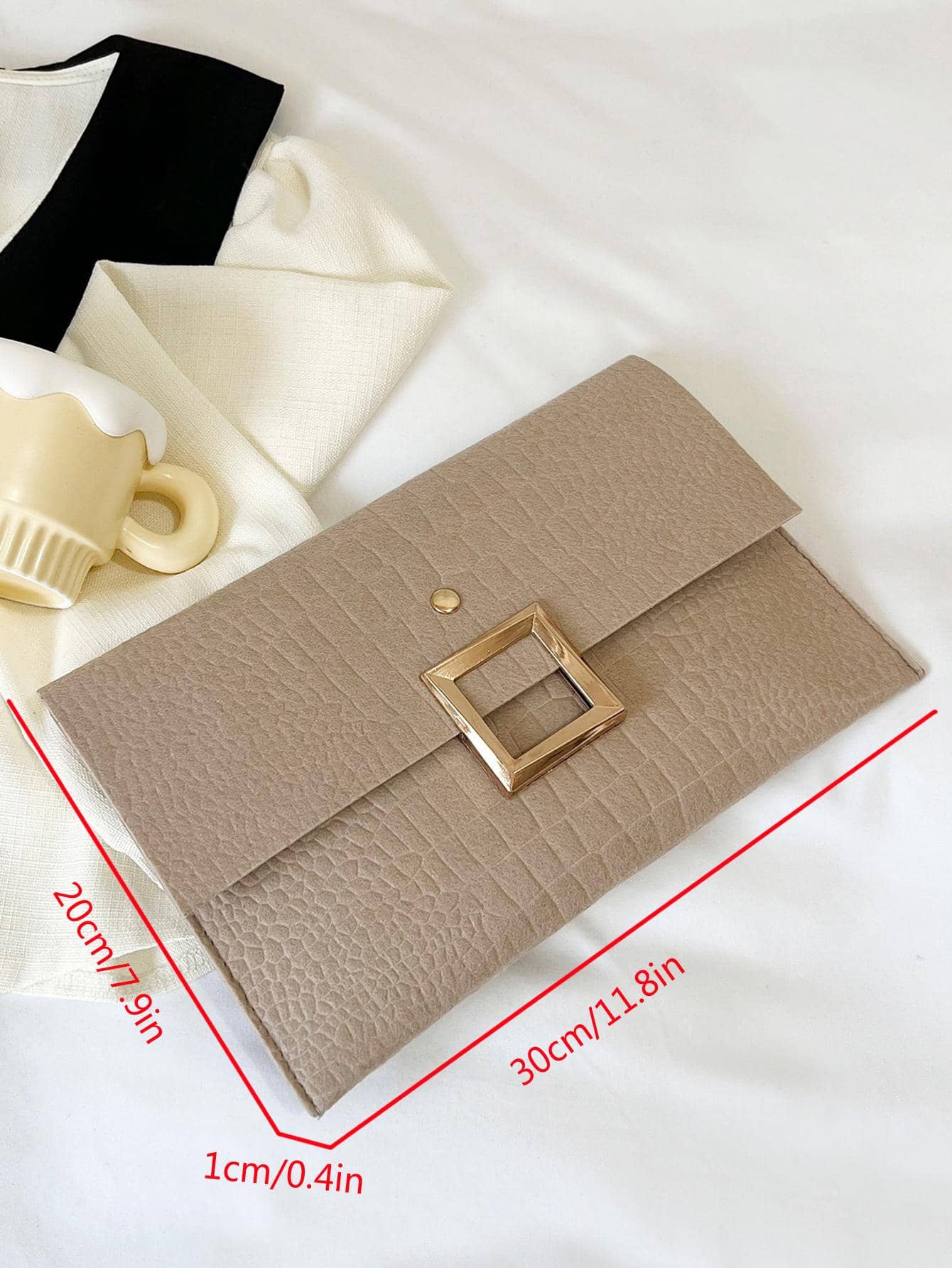 Buy SHEIN Women's Envelope Clutch Summer 2023 New Fashionable Trendy Handheld Bag in Pakistan