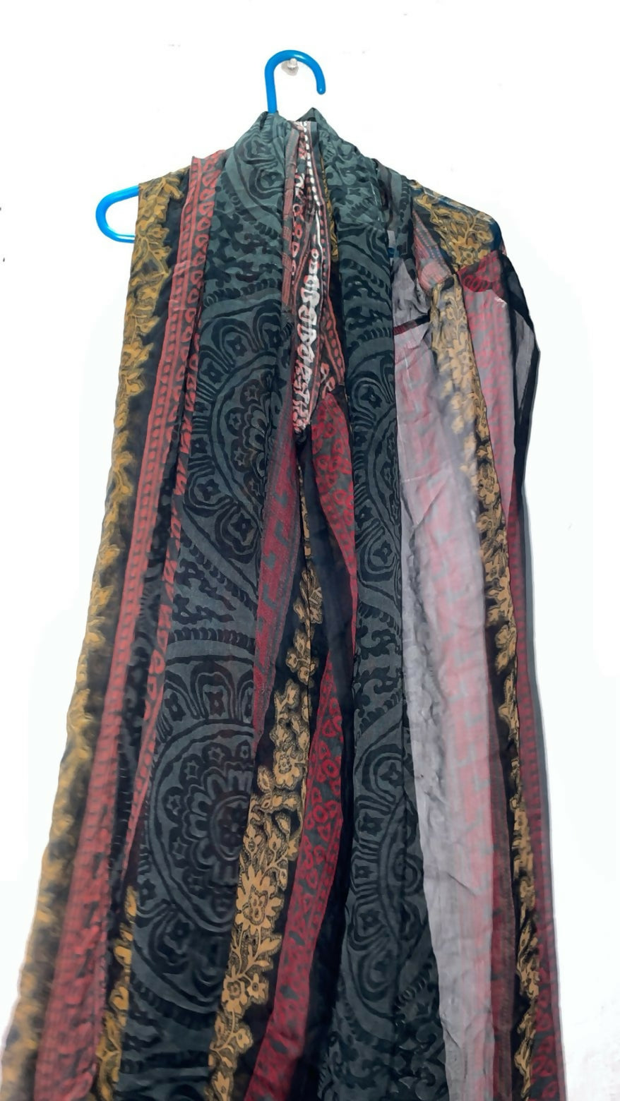 Printed Stylish Scarf | Women Accessories | Hijabs & Scarves | Standard | Preloved