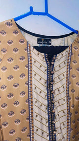 Asim Jofa | Women Branded Kurta | Medium | Preloved