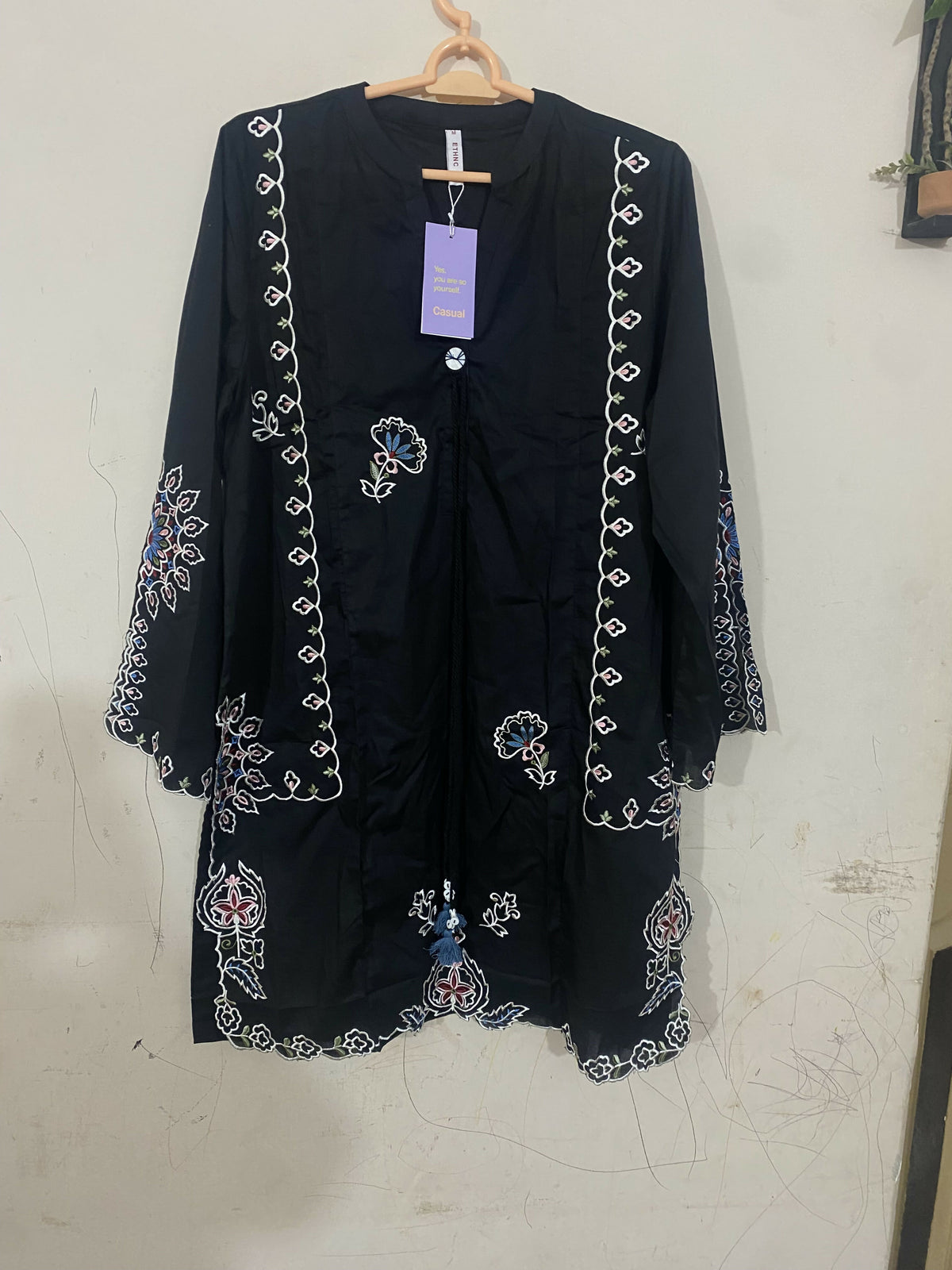 Ethnc | Women Branded Kurta | Black | Medium | Brand New
