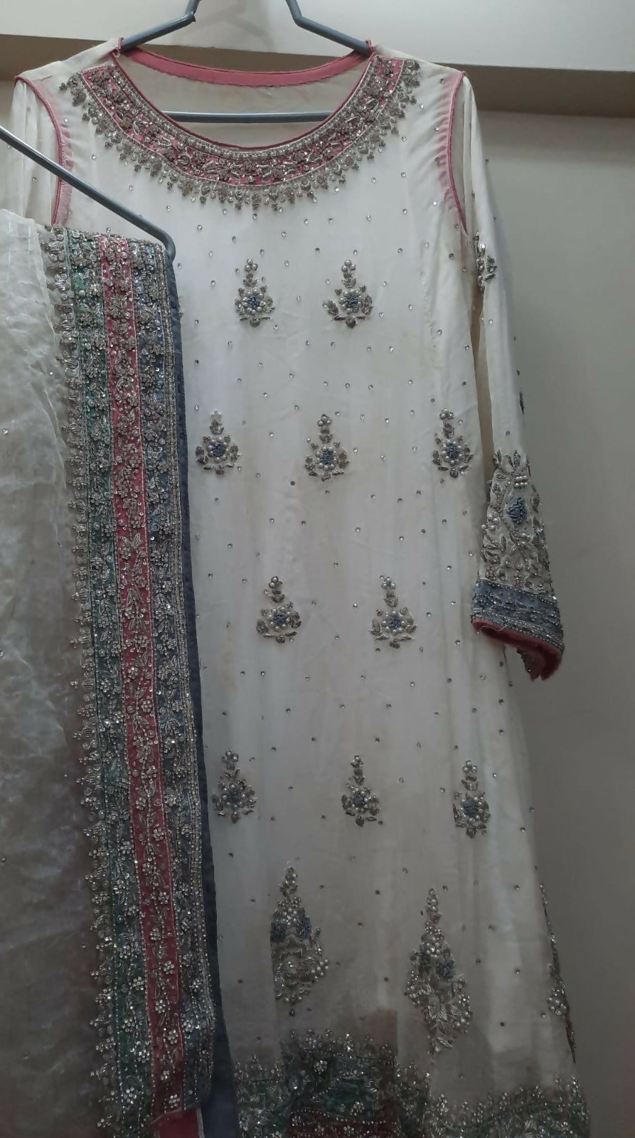 Pishwas | Women Locally Made Kurta | Large | Preloved