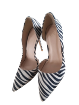 High Heels | Women Shoes | Heels | Size: 39 | Worn Once