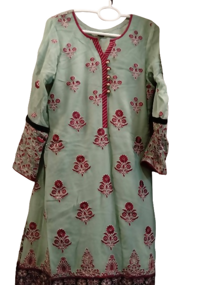 hbHyUufEgM-removebg-preview