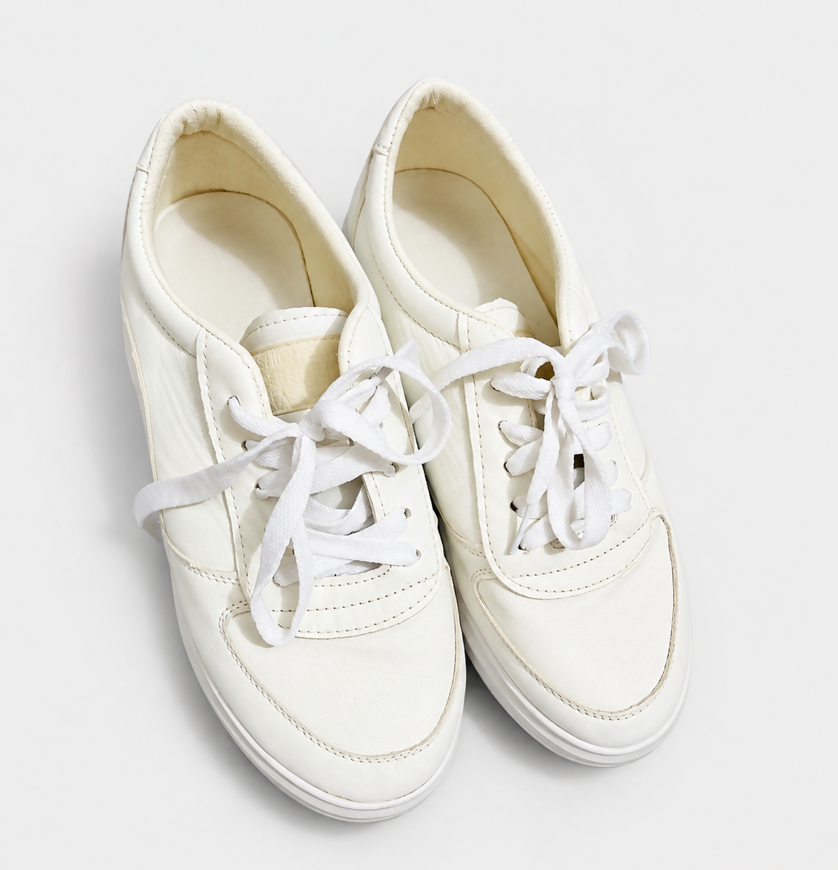 Shein | White Sneakers | Men Shoes | Size:39 | Preloved