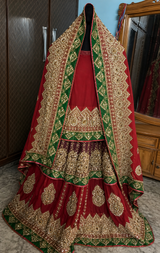 Heavy Embroidered Bridal Lehnga | Women Bridals | Medium | Preloved